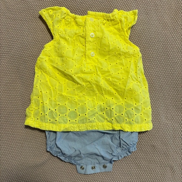 Carter's Yellow‎ Casual Dress with Ruffled Sleeves - Picture 2 of 3